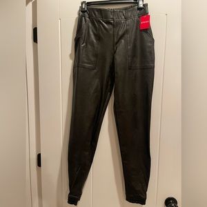 NWT Spanx Faux Leather joggers size S/P